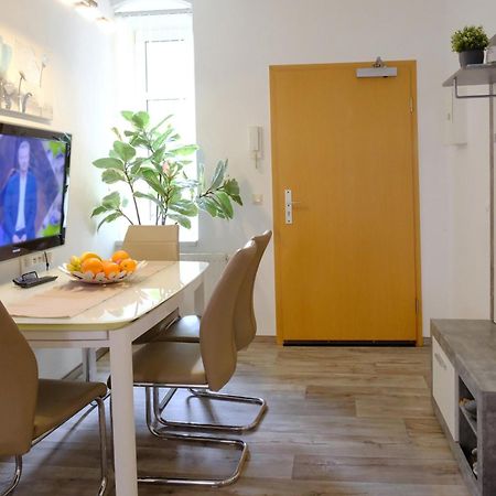 Appartement Urlaub Nicht Nur Fuer Monteure "G1" à Gera Extérieur photo